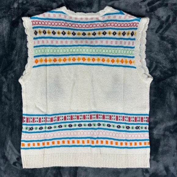 Fish & Kids Knit Chicken Vest - Picture 2 of 2